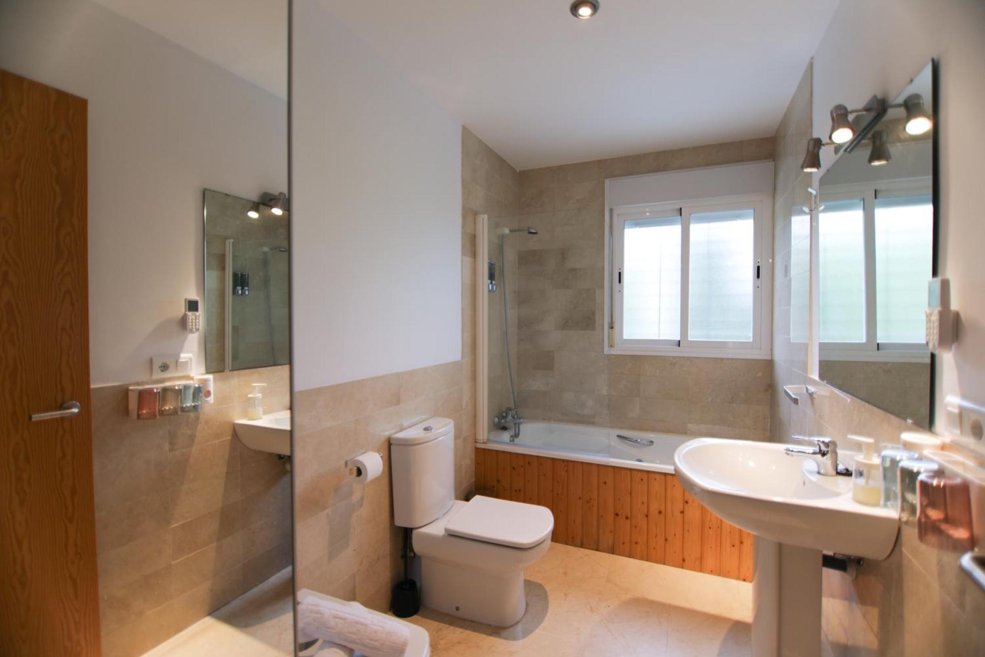Rentalsevilla Brisa Del Aljarafe Con Piscina Climatizada A 15 Minutos De Sevilla Almensilla Bagian luar foto