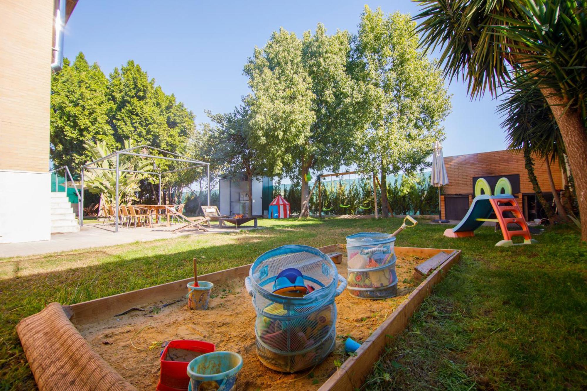 Rentalsevilla Brisa Del Aljarafe Con Piscina Climatizada A 15 Minutos De Sevilla Almensilla Bagian luar foto